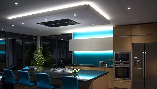 tiras led para interior de cocina